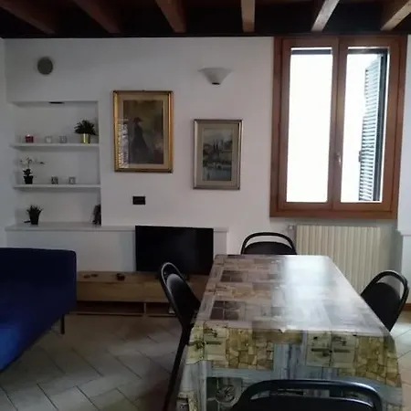 La Tana Al A Due Passi Dal *